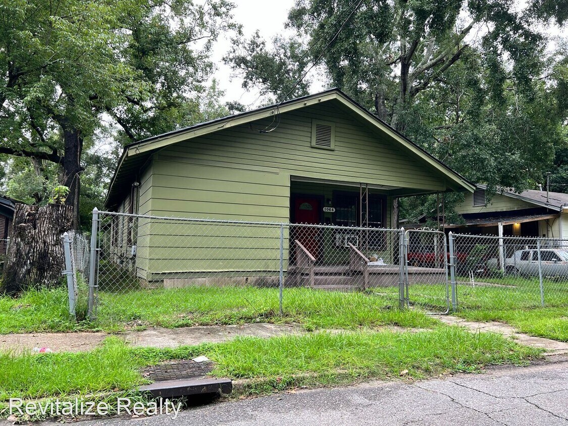 Primary Photo - 3 br, 2 bath House - 1064 Alba St.