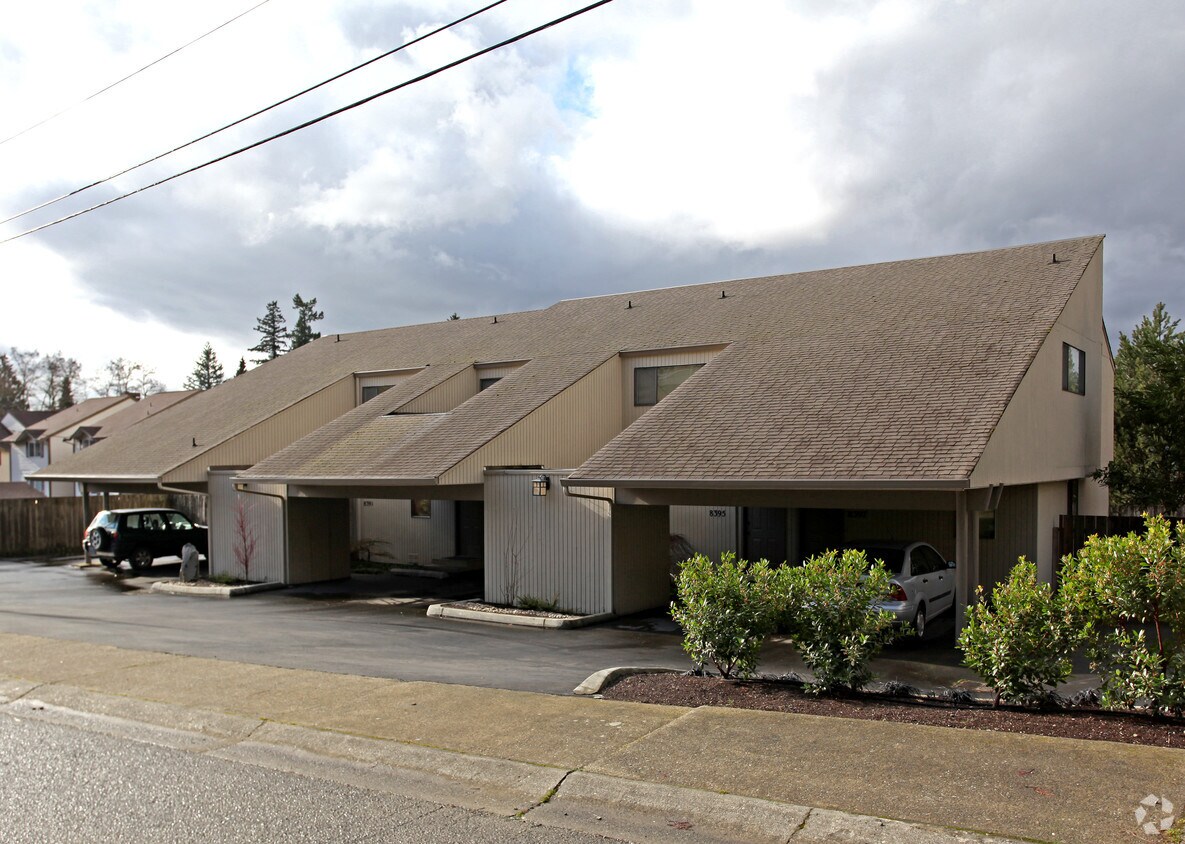 Primary Photo - 8389 167th Ave NE