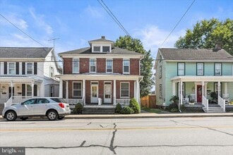 Building Photo - 131 Hanover Rd