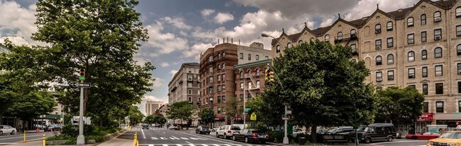 Foto del edificio - The Strathmore