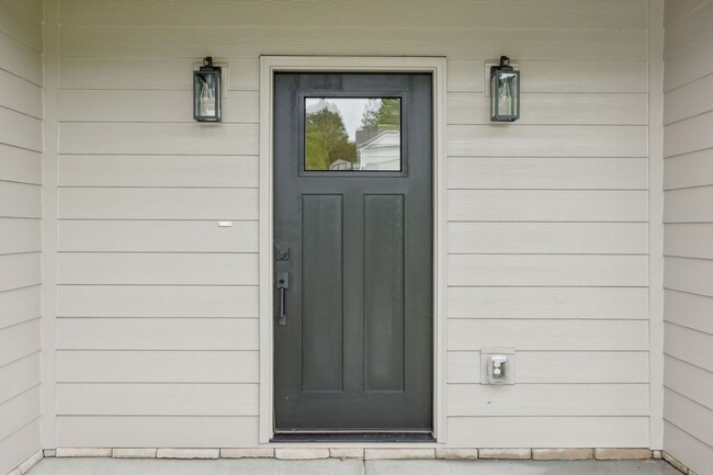 Foto del edificio - 815 Oconnor St