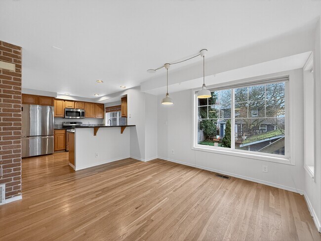 Foto del edificio - 4418 Corliss Ave N