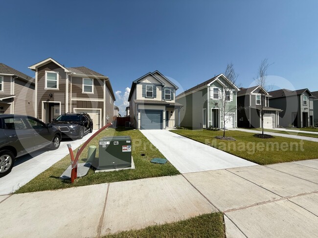 Building Photo - 6009 Primrose Rd