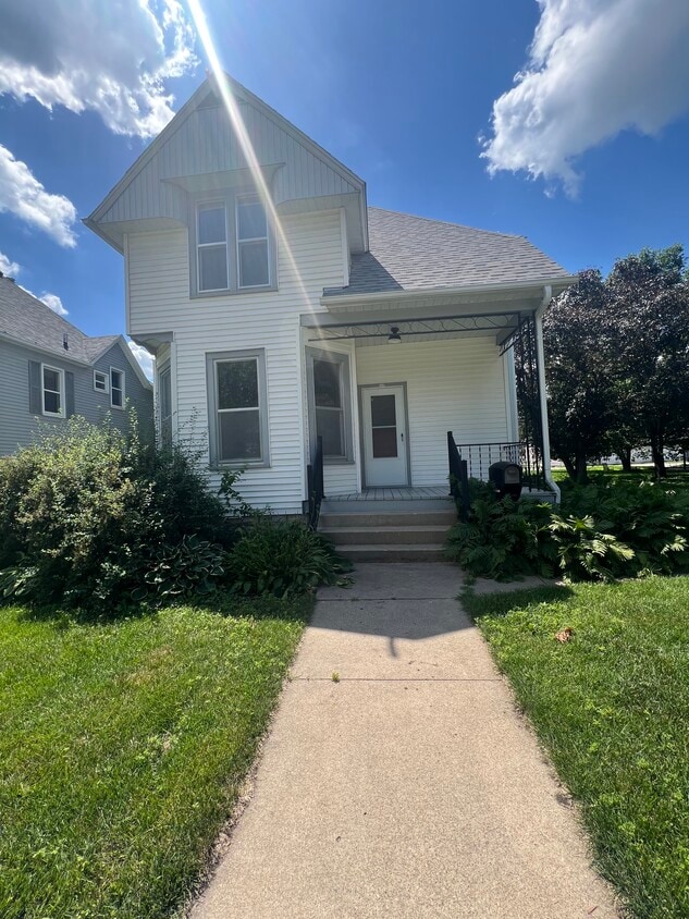 Front of house - 507 Center Ave