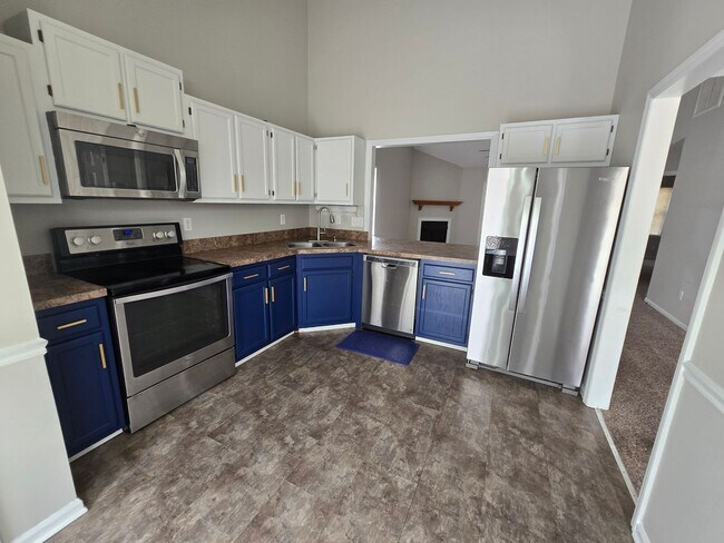 Foto del edificio - 5616 Bimini Pl