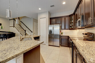 Building Photo - 2140 Wells Pl