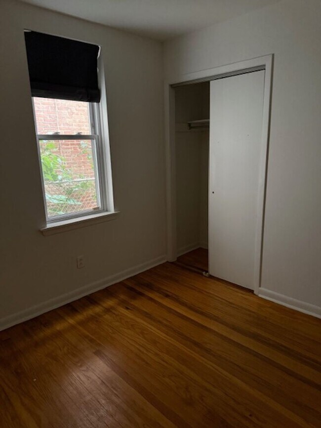 Building Photo - Renovated 2-Bedroom Apartment with Backyar...