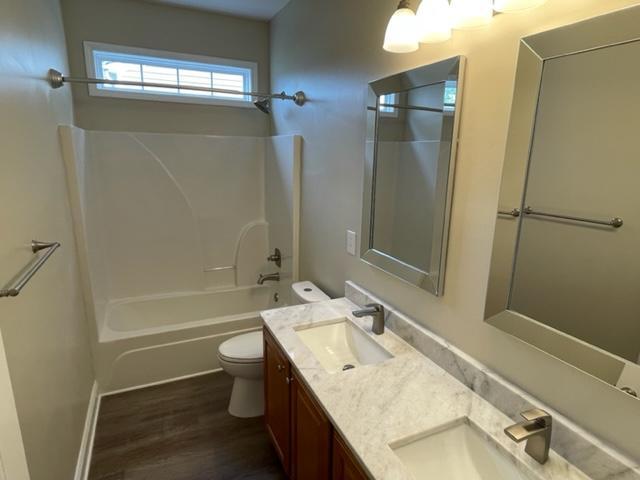 Foto del edificio - 3408 Picket Fence Lane