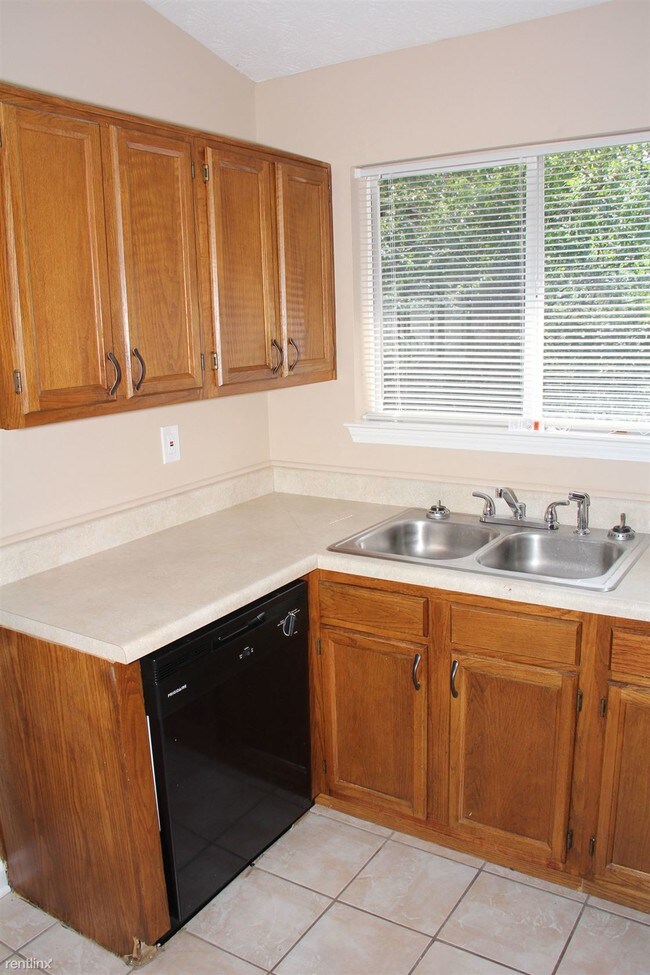 Foto del edificio - 3715 River Ridge Ct