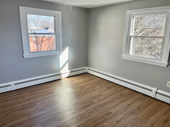 Building Photo - 4 Nesbit Ave