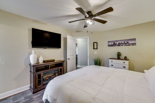 Foto del edificio - 4313 Crow Rd