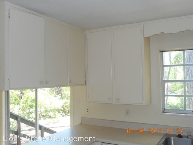 Building Photo - 1409 Coleman St