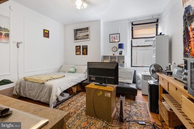 Foto del edificio - 1324 Locust St