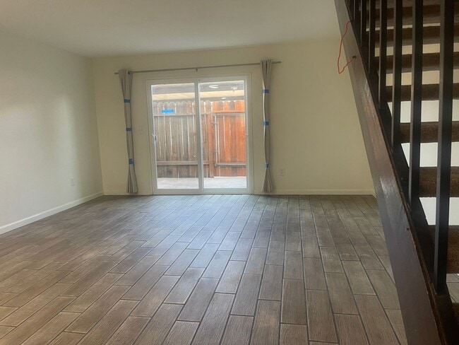 Building Photo - 4504 Tierra Verde St