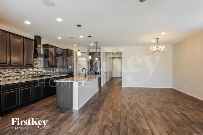 Foto del edificio - 17774 W Granite View Dr