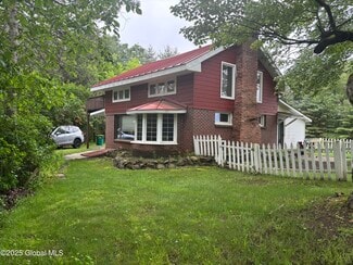Building Photo - 148 Edie Rd