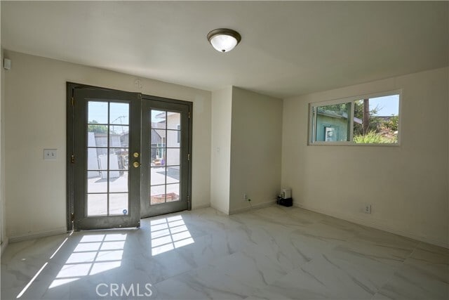 Foto del edificio - 170 E Floral Dr