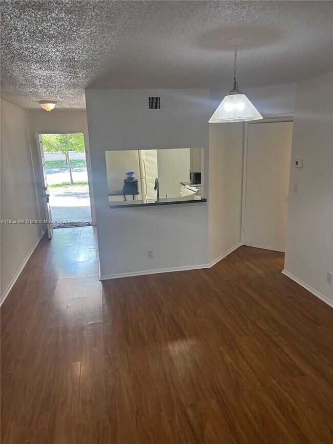 Building Photo - 2837 N Course Dr