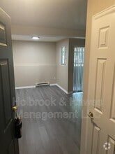Building Photo - 4531 Boardwalk Dr