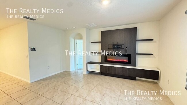 Foto del edificio - 6746 Grace Hammock Rd