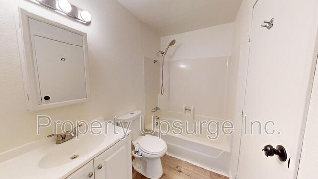 Building Photo - 1674 Bramble Pl
