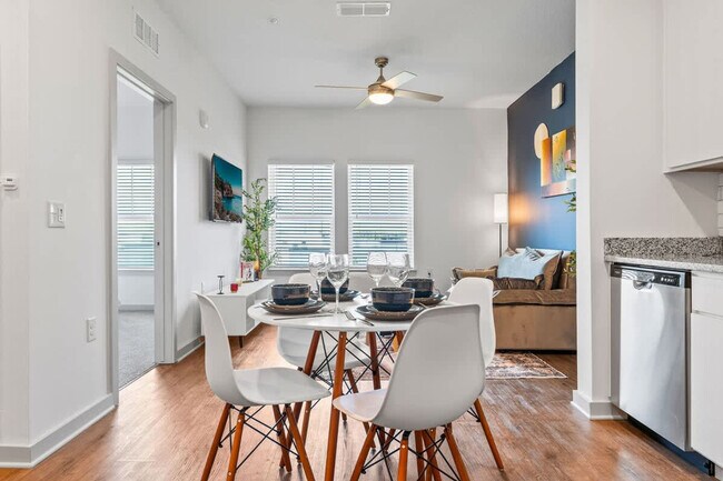 Building Photo - 14532 Star Water Rd