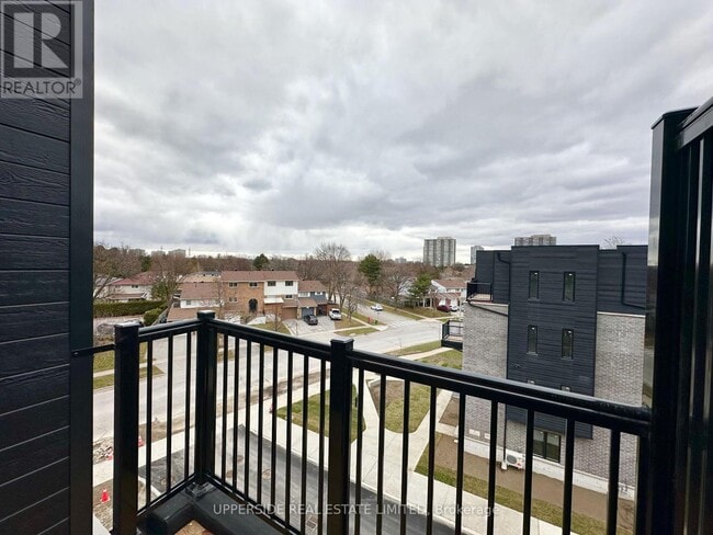 Building Photo - 30 Calamint Ln.