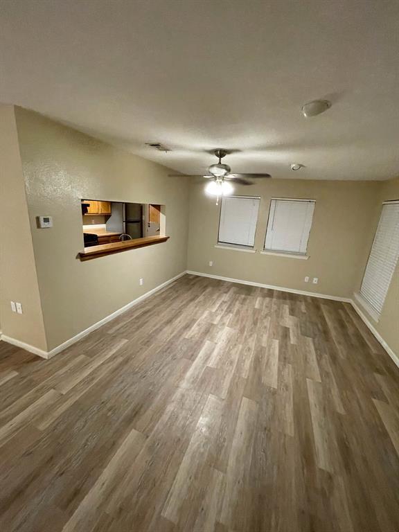 Foto del edificio - 4607 Avenue B