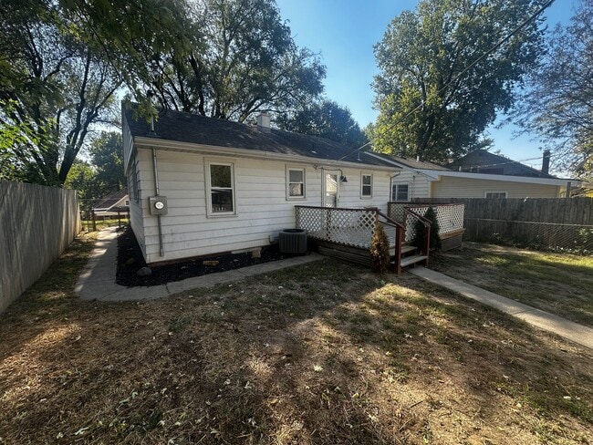 Building Photo - 1409 Pacific St