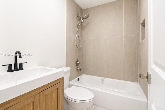 Foto del edificio - 10088 SW 143rd Ct