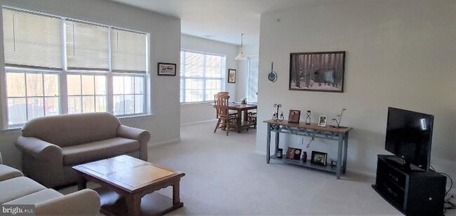 Building Photo - 931 Timberlake Dr