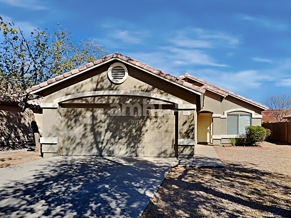 Foto principal - 531 S 88th Street