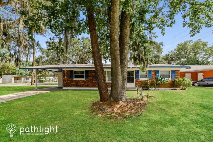 Foto principal - 801 S Kottle Circle, Daytona Beach, FL, 32114
