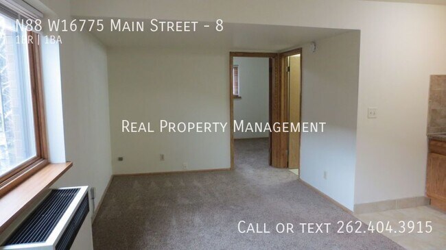 Foto del edificio - N88W16775-W16775 Main St