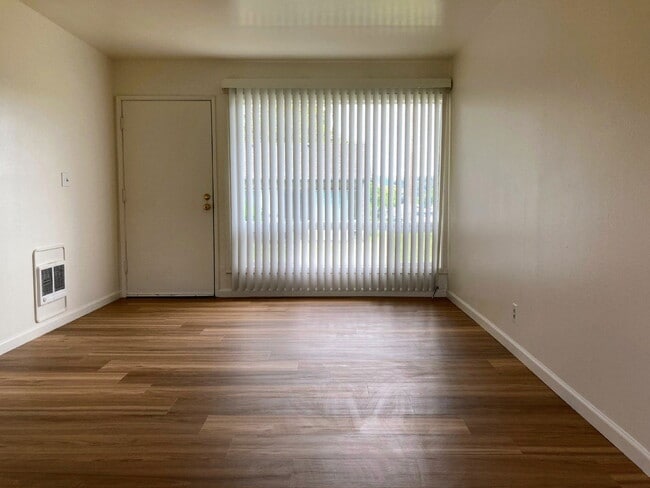 Foto del edificio - 775 NE Alameda Ave