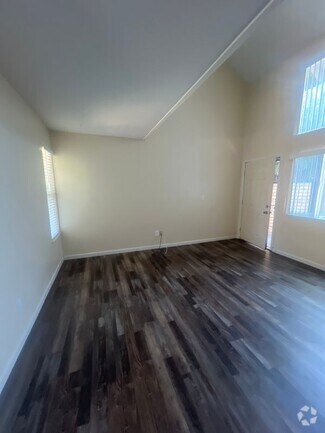 Building Photo - 325 Standiford Ave