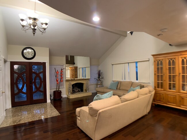 Building Photo - 3127 Stonybrook Dr
