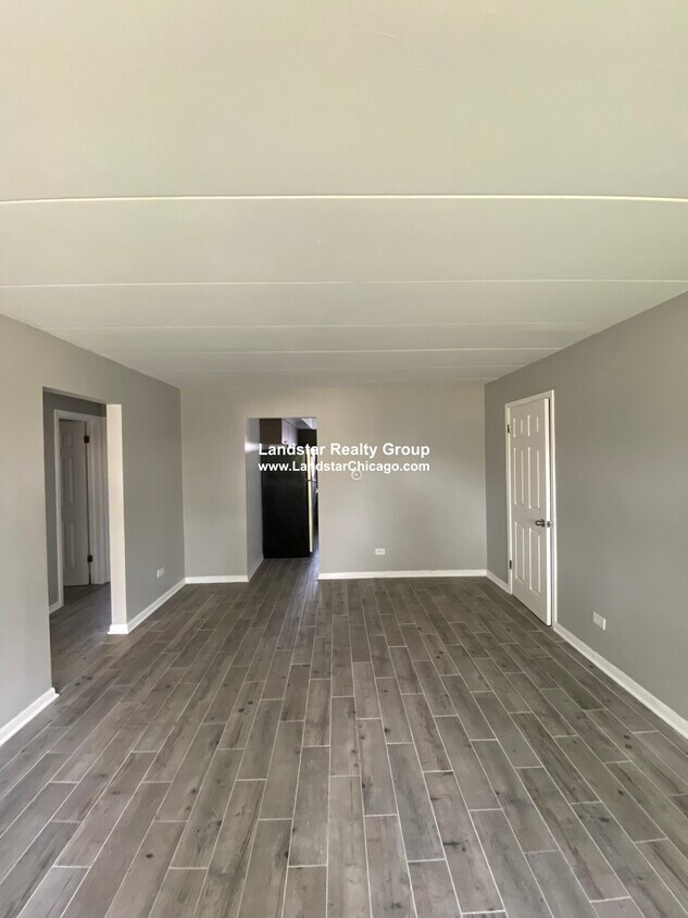 1232 Carol St Unit 1A, Park Ridge, IL 60068 Condo for Rent in Park