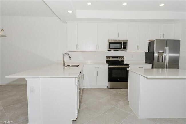 Foto del edificio - 5583 Double Eagle Cir