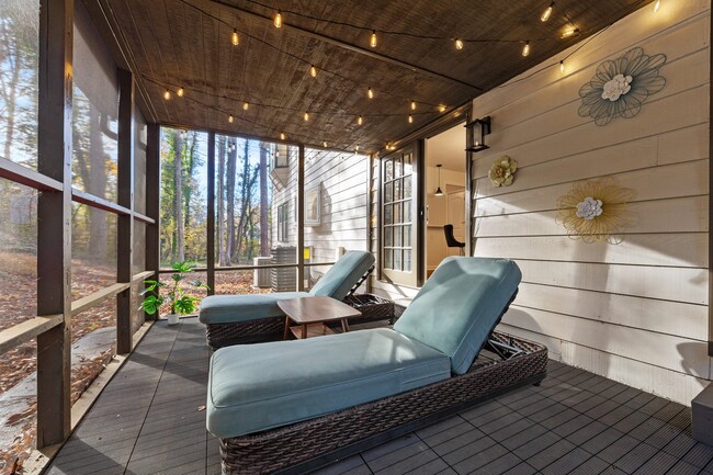 Photo - 82 Vanessa Dr House