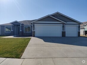 Building Photo - 1519 Willow Way