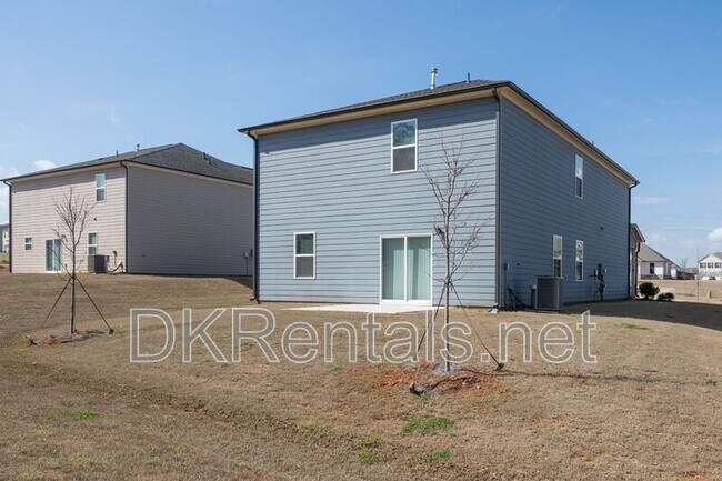 Building Photo - 895 Gelderland Dr