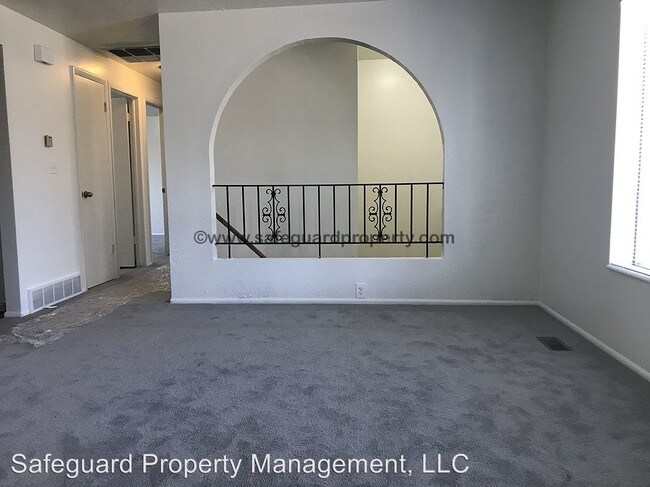 Foto del edificio - 4 br, 2 bath House - 9858 South 610 East