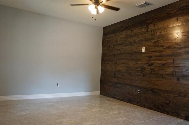 Foto del edificio - 4222 Cicada Ln