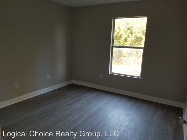 Building Photo - 3 br, 2 bath House - 4708 Golfview Blvd.