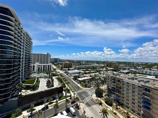 Building Photo - 1012 N Ocean Blvd