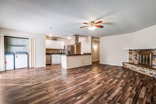 Foto del edificio - 920 Sunny Slope Dr