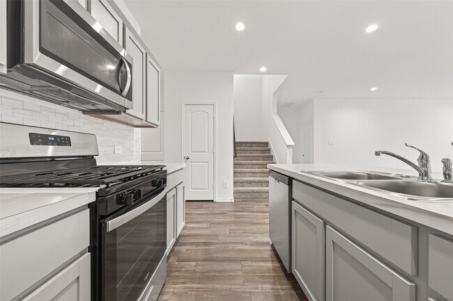 Foto del edificio - 24721 Majestic Cone Ln