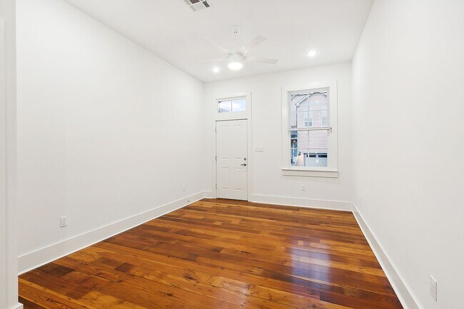 Building Photo - Single Family Modern Elegance in the Heart of Milan, New Orleans