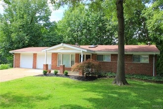 Building Photo - 2 Seawood Ct